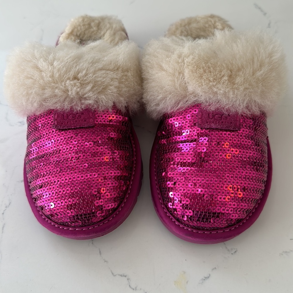 Pink Uggs for girls